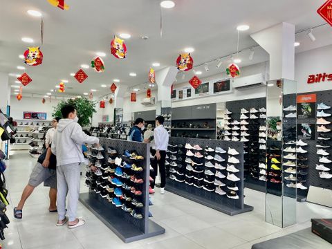 Biti's - Thương hiệu uy tín về giày dép trung niên sang trọng giá tốt