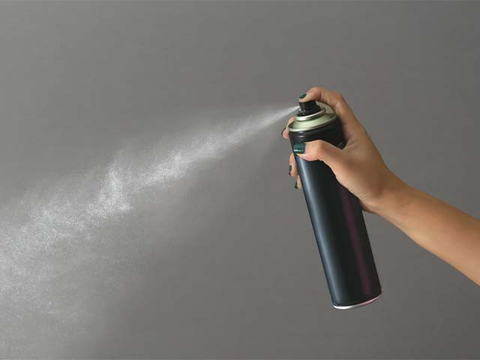 Bỏ túi ngay mẹo đi giày dép chống trượt hiệu quả bất ngờ