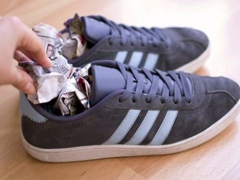 9 cách giữ form giày hiệu quả nhất bạn nên biết