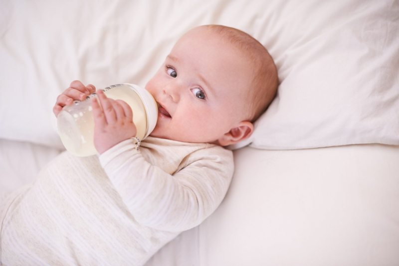 Lượng sữa cho trẻ sơ sinh