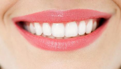 Bí quyết để giữ hàm răng khỏe đẹp (TT）
