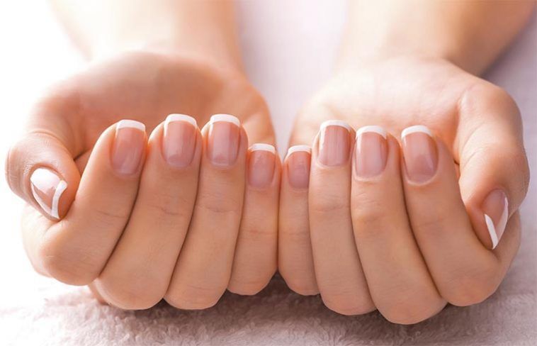 CÁCH NHẬN BIẾT SỨC KHOẺ CỦA BẢN THÂN THÔNG QUA TÌNH TRẠNG MÓNG TAY