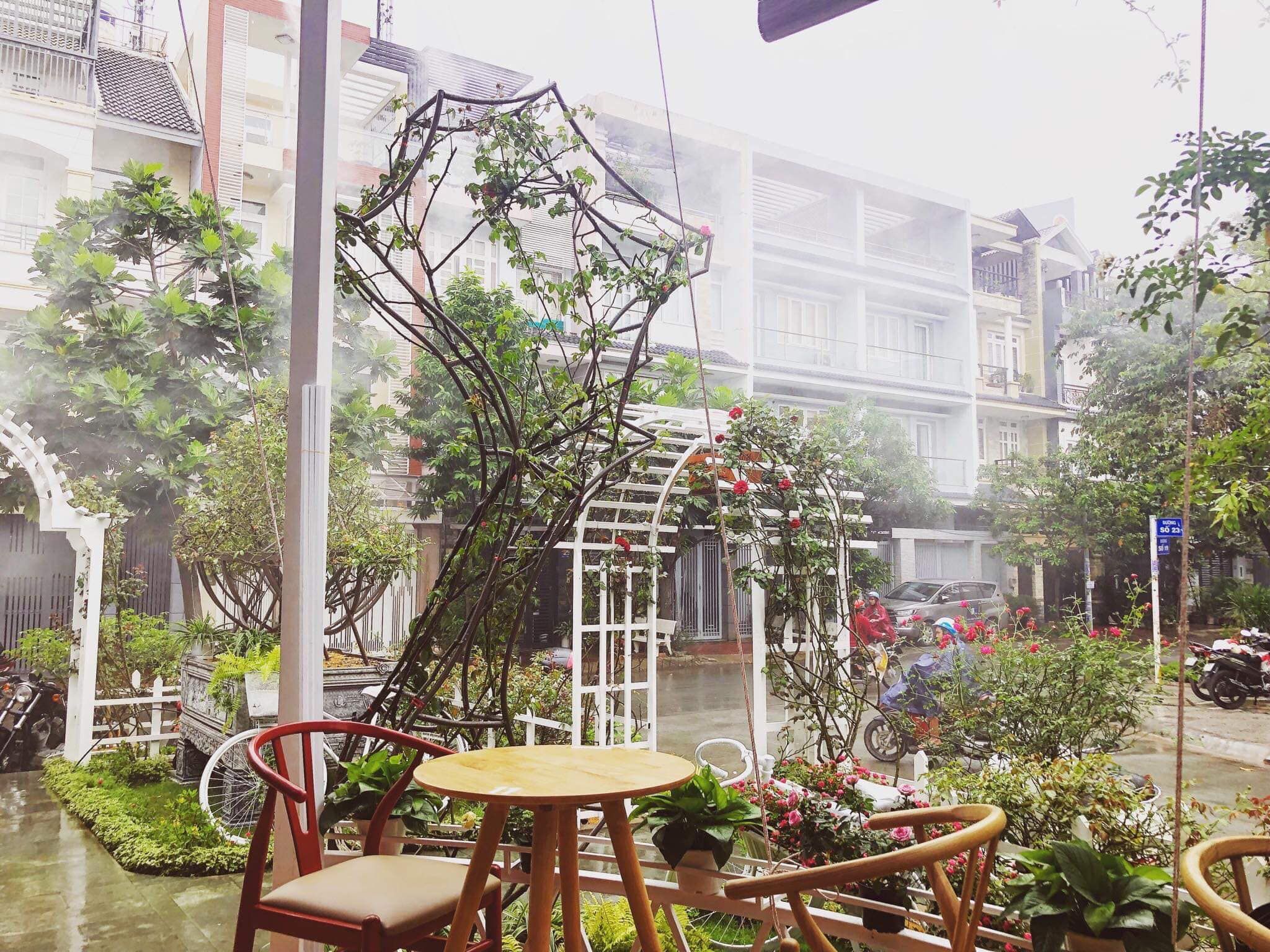 BAZANGO DECOR COFFEE SHOP