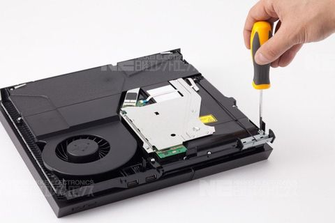 Vệ sinh máy PS4 - bao lâu cần làm 1 lần? Đừng để máy PS4 treo vì nóng quá!