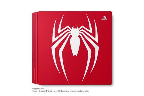Cậnh cảnh vẻ đẹp cuốn hút của chiếc PS4 Pro phiên bản Spiderman