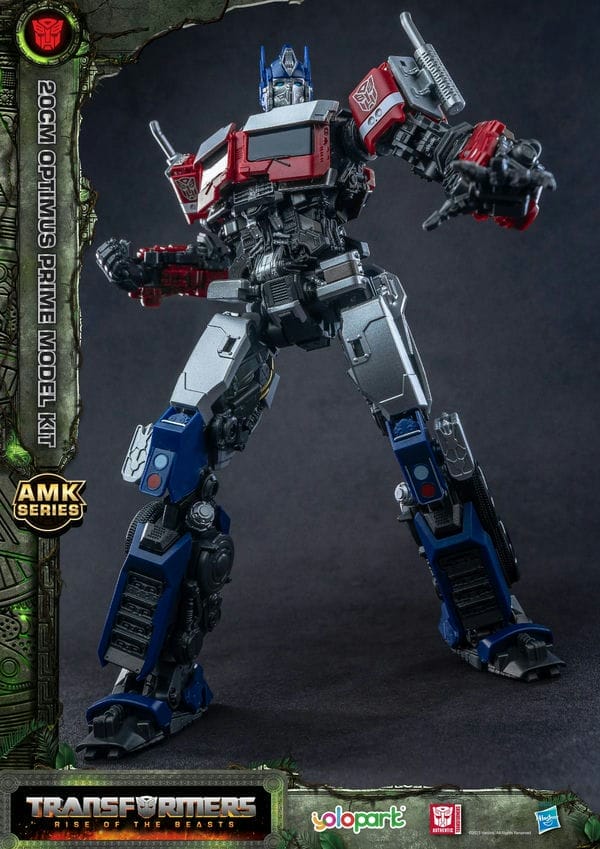 Shop bán mô hình đồ chơi Transformers Optimus Prime Model Kit chính hãng Yolopark