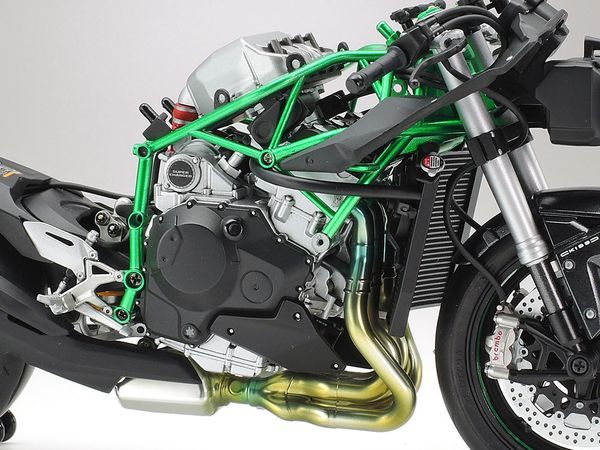 cách sơn mô hình xe Kawasaki Ninja H2 Carbon 1-12 Tamiya 14136