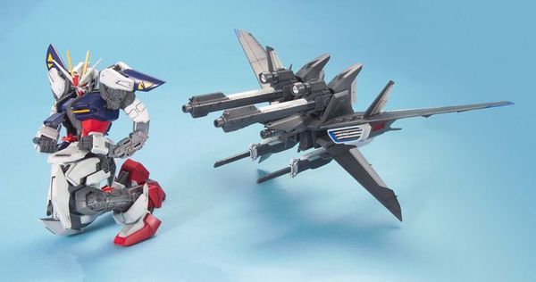 custom robot Strike Gundam E + IWSP Lukas O'Donnell Custom MG