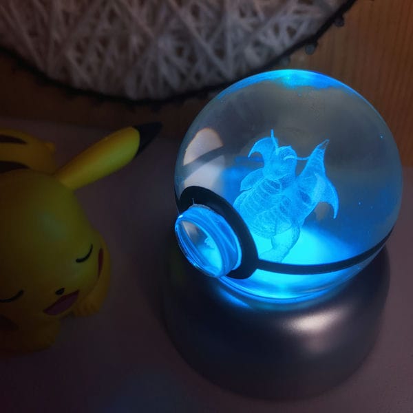 Đèn LED RGB trang trí hình quả cầu PokeBall Pokemon Dragonite