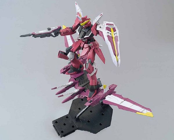 Justice Gundam MG 1100