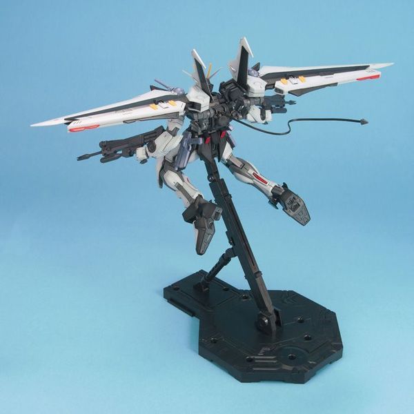 mô hình GAT-X105E Strike Noir Gundam MG Nhật Bản