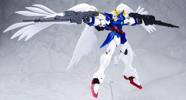 mua bán Wing Gundam Zero EW Gundam Universe giá rẻ
