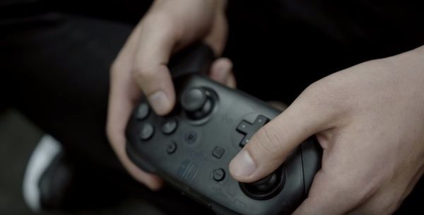 Nintendo Switch Pro Controller cho game thủ