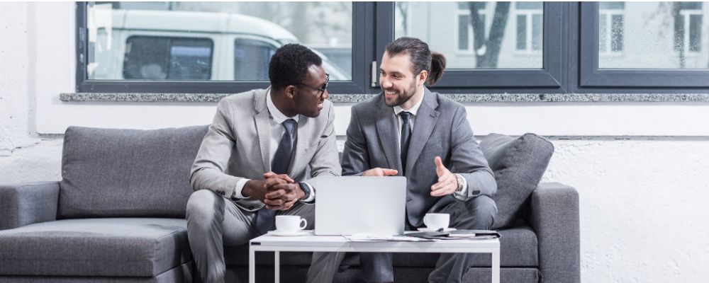 Mẹo giúp tư vấn viên Bất Động Sản ghi điểm trong mắt khách hàng trong vòng 5 phút