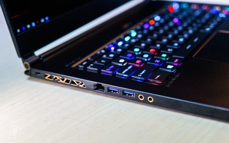 Trên tay MSI GS65 Stealth Thin: Gaming laptop siêu khủng trong một thân hình siêu mẫu!