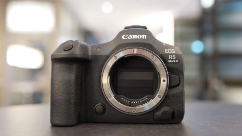 Đánh Giá Nhanh Canon R5 Mark II