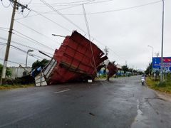 Bão số 9: Phụ huynh và quý khách được miễn phí hút nước, sấy sửa ĐT, lapatop từ 12 giờ trưa hôm nay 24/11 - trưa 27/11/2018