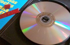 Cách sửa và khôi phục dữ liệu đĩa CD, DVD bị hỏng