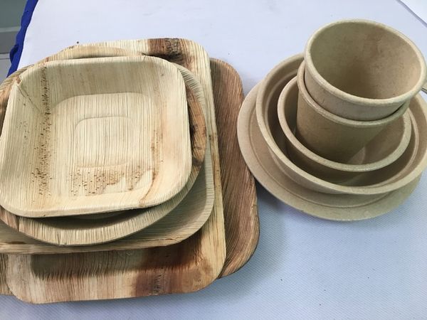 Dụng cụ ăn uống bằng mocau