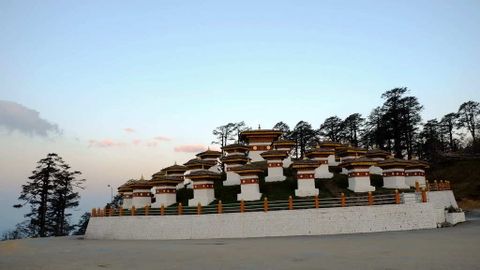 Đèo Dochula, địa điểm lý tưởng để chiêm ngưỡng dãy Himalaya hùng vĩ, Bhutan