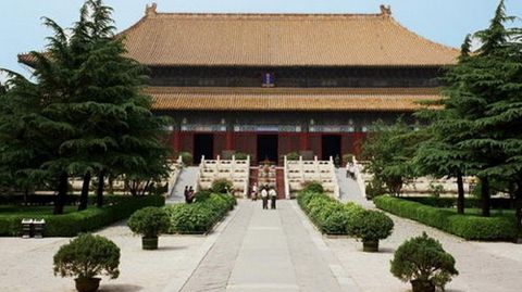 Khu lăng tẩm hoàng gia triều Minh và triều Thanh của Trung Quốc