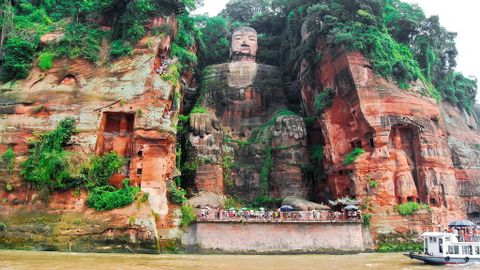 Lạc Sơn Đại Phật, miền Nam Tứ Xuyên, Trung Quốc