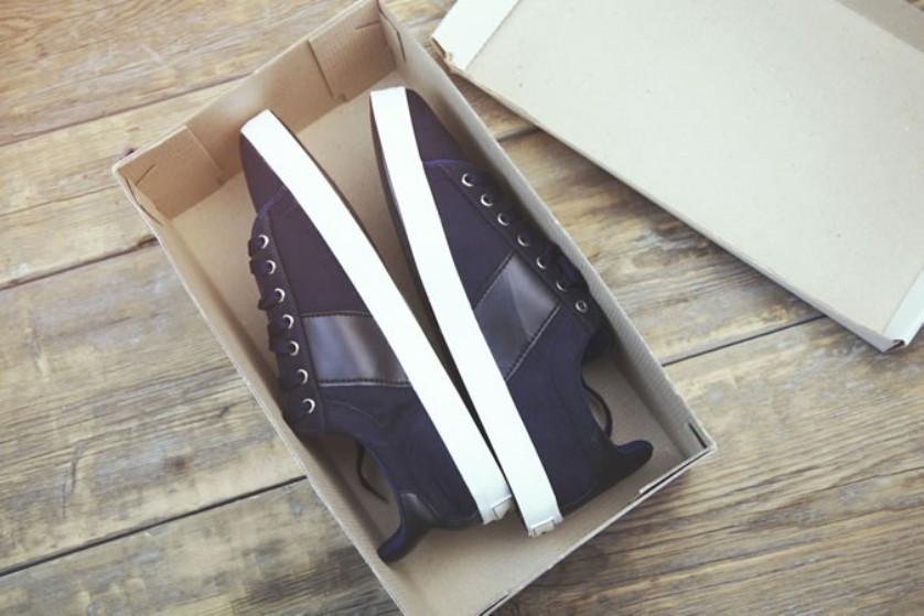 5 lỗi thường gặp khi sử dụng giày sneaker và cách khắc phục