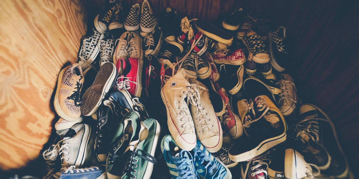Mẹo loại bỏ mọi vết bẩn trên đôi Sneakers