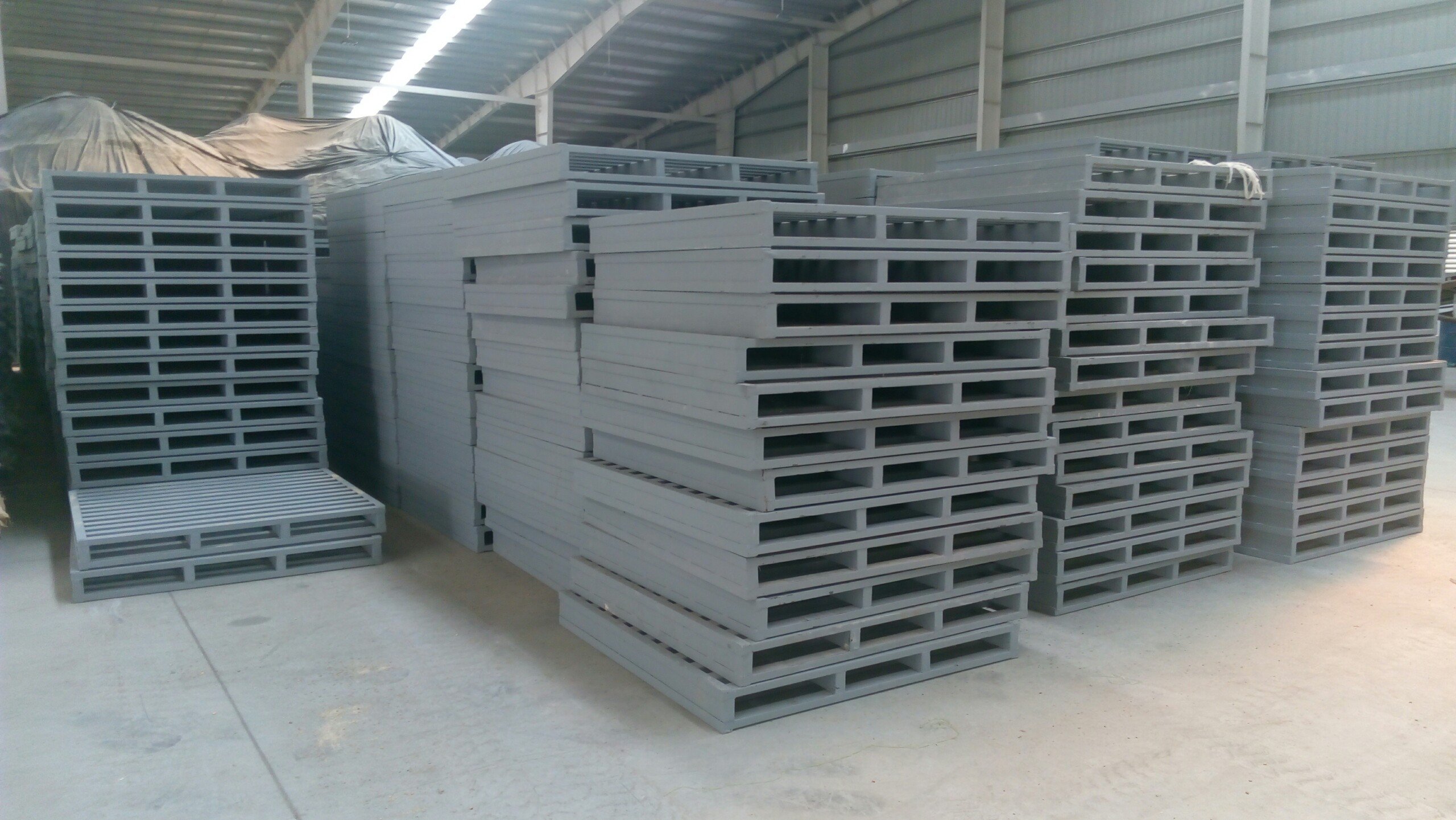 Khi nào nên sử dụng pallet sắt?