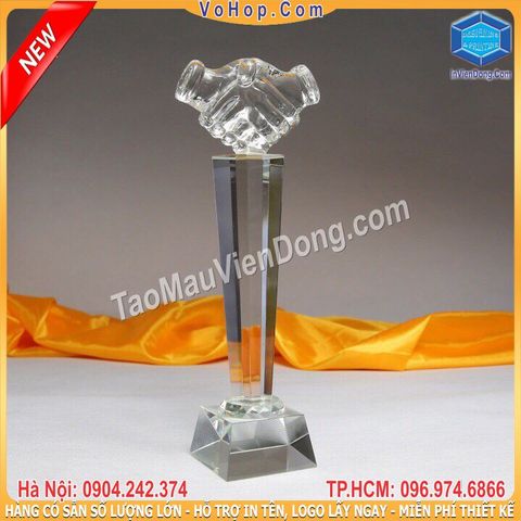 Các Mẫu biểu trưng pha lê đẹp nhất có sẵn tại Hà Nội Các Mẫu biểu trưng pha lê đẹp nhất có sẵn tại Hà Nội