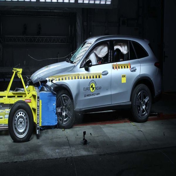 Crash test chính là “cánh cửa cuối cùng”