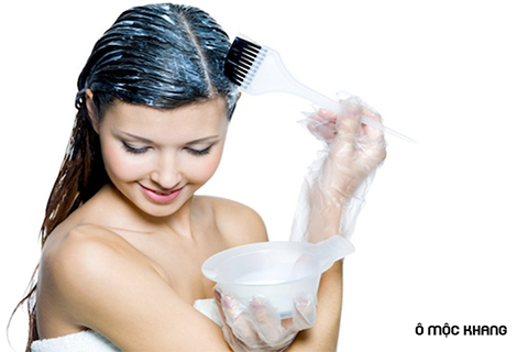 Ưu và nhược điểm của phương pháp nhuộm tóc để cải thiện tóc bạc sớm