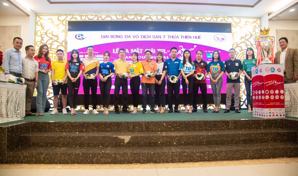 LỄ RA MẮT GIẢI BÓNG ĐÁ VÔ ĐỊCH SÂN 7 THỪA THIÊN HUẾ - TRANH CUP BULBAL
