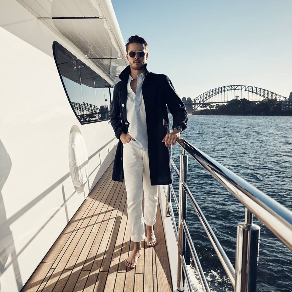 Đồng hồ nam Longines L2.893.4.92.2 biển xanh của khát vọng