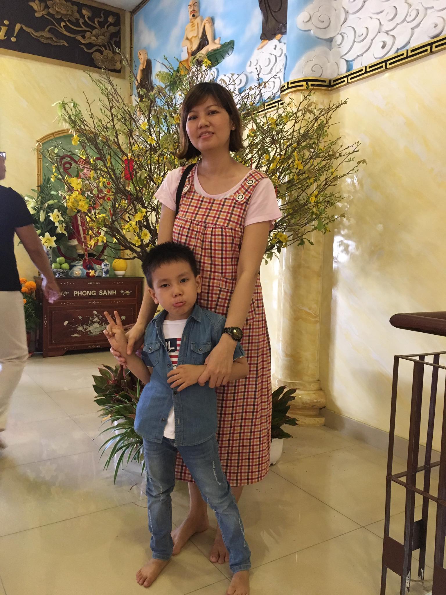 Chị PHƯỢNG Ở Quận Tân Phú đang mang thai tháng thứ 5