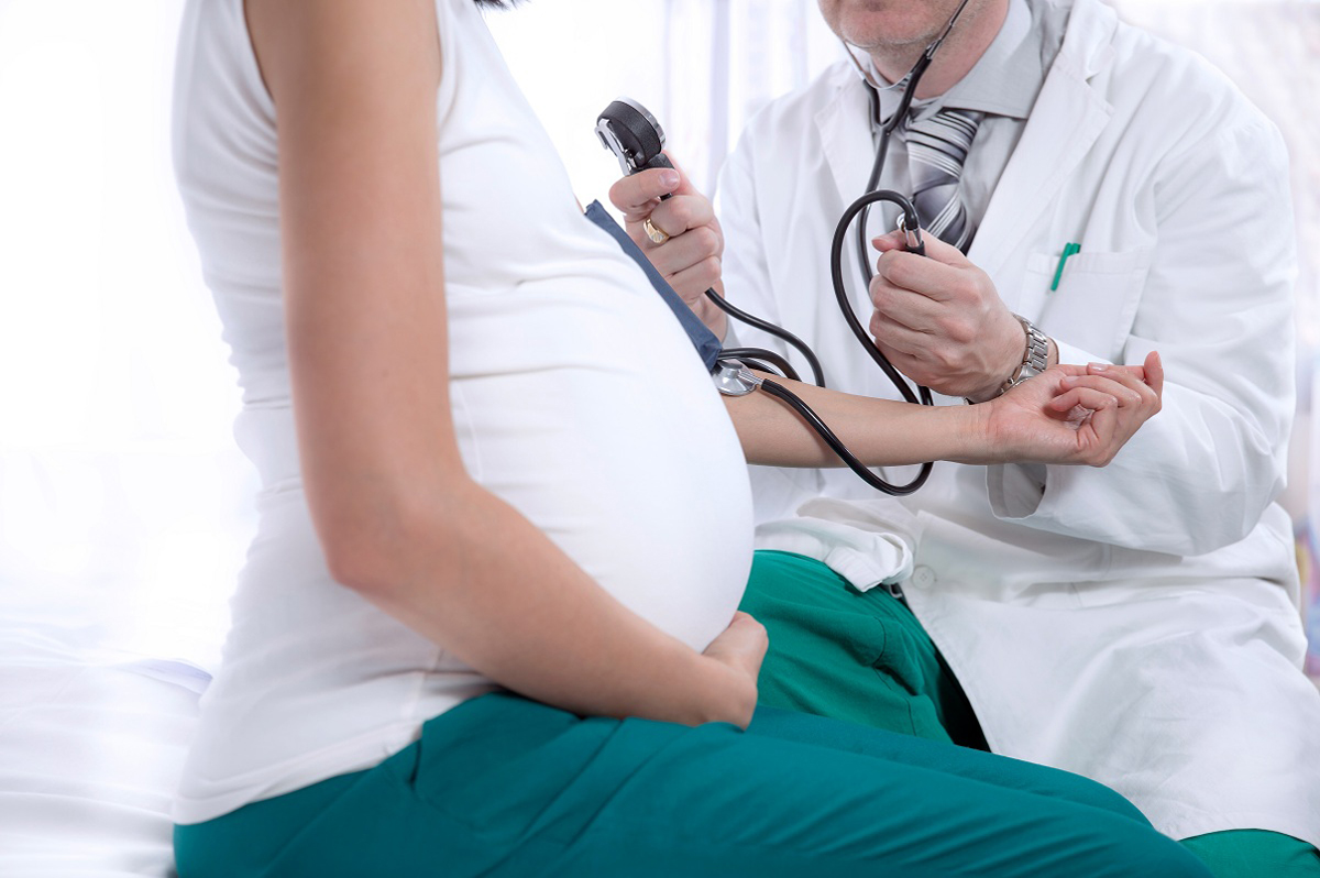 DƯỢC SĨ CHIA SẺ CÁCH CHỮA HO BẰNG MẬT ONG CHO BÀ BẦU HIỆU QUẢ