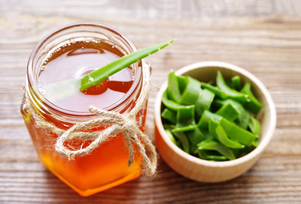 CHỮA ĐAU DẠ DÀY BẰNG MẬT ONG VÀ NHA ĐAM ĐƠN GIẢN VÀ THÚ VỊ