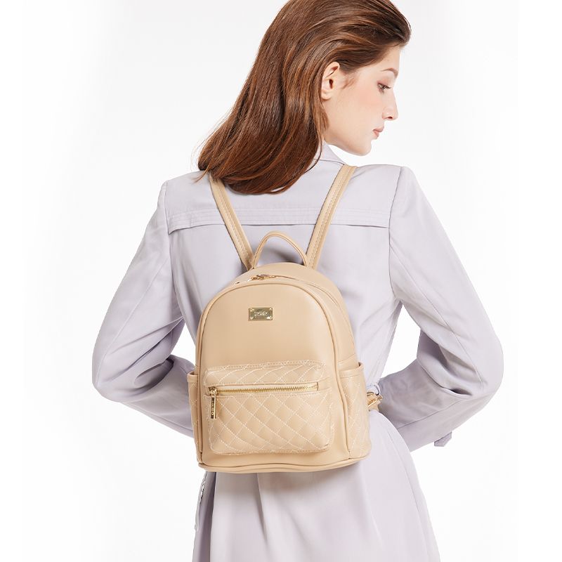Điểm danh shop bán balo công sở nữ đẹp không thể bỏ qua
