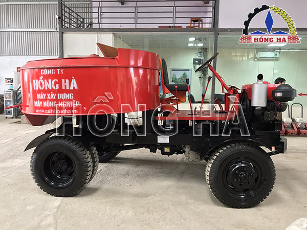 Đưa máy trộn bê tông Hồng Hà ra thi công tại Phú Quốc