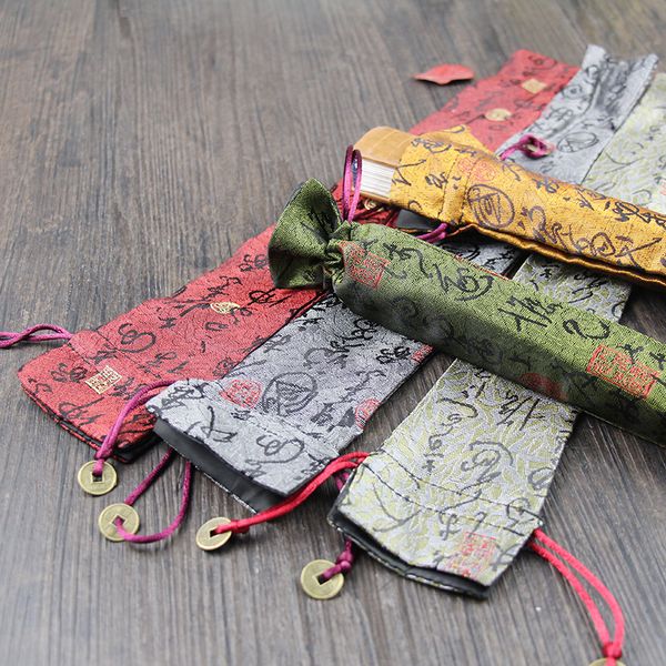 Quạt lan gỗ giấy xuyến chỉ cao cấp