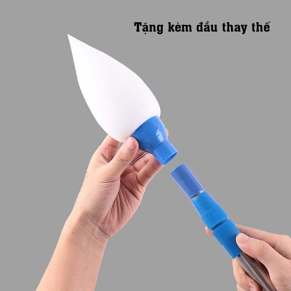 Bút viết trên nền gạch