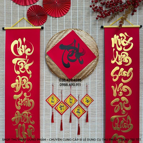 Mẹt chữ thư pháp viết tay trang trí tết