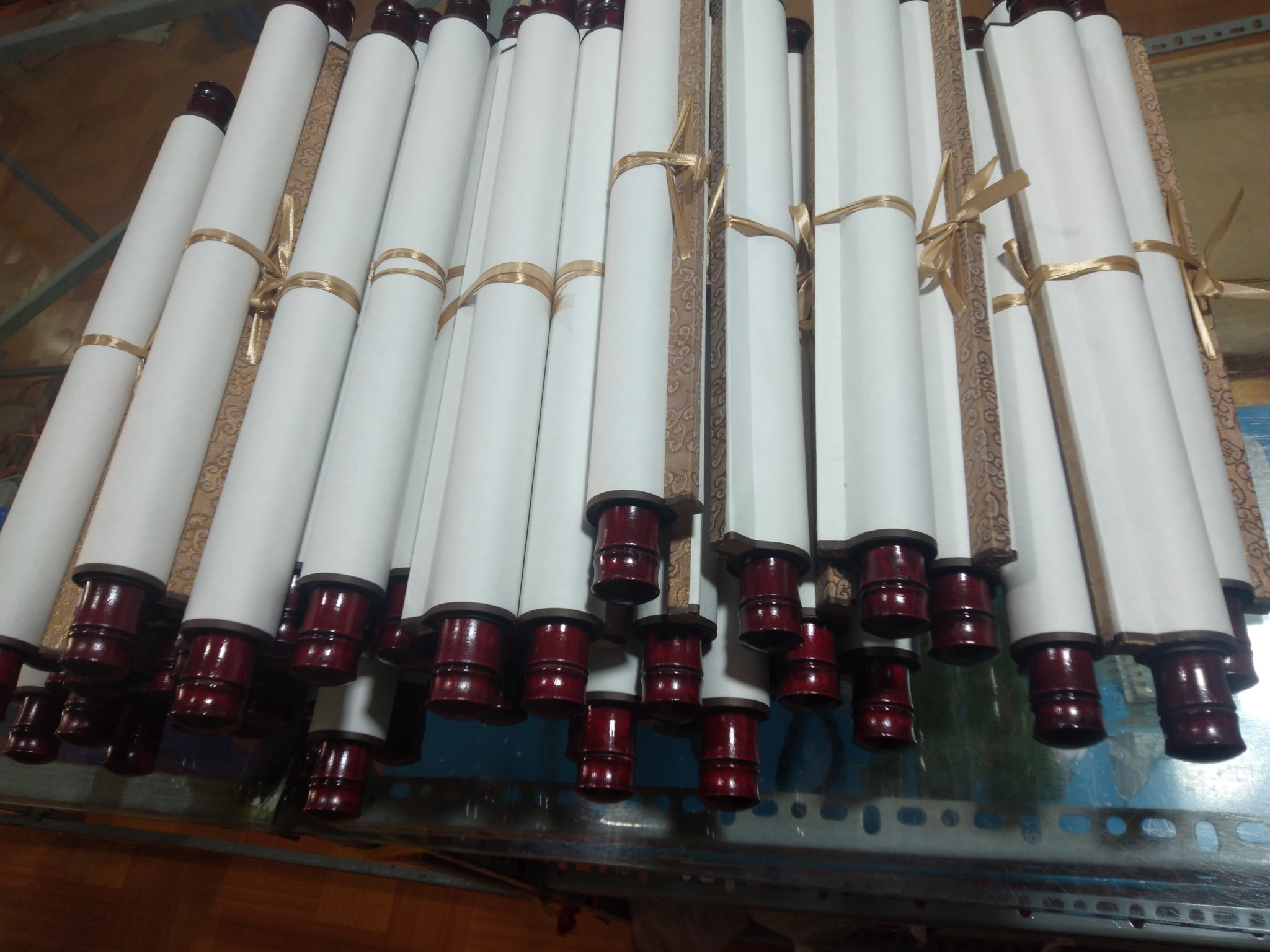 Giấy viết thư pháp xuyến chỉ nhuộm sáp 40x100cm