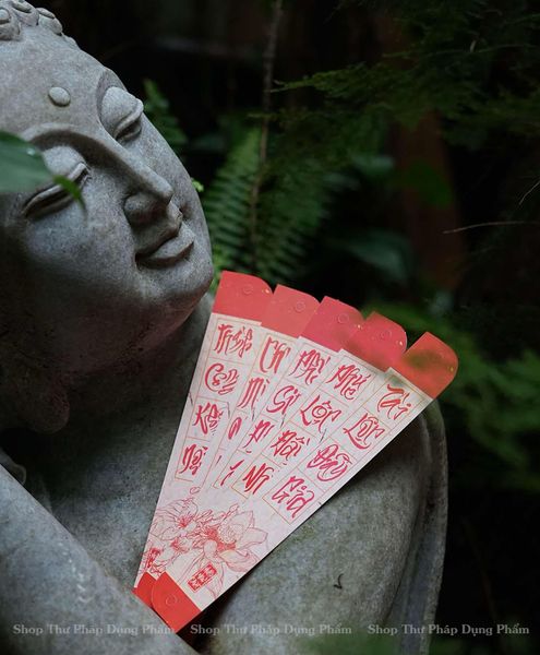 Thẻ giấy treo đào mai trang trí tết, Bộ 38 thẻ chữ thư pháp vuông thẻ Tết mẫu mới 2025