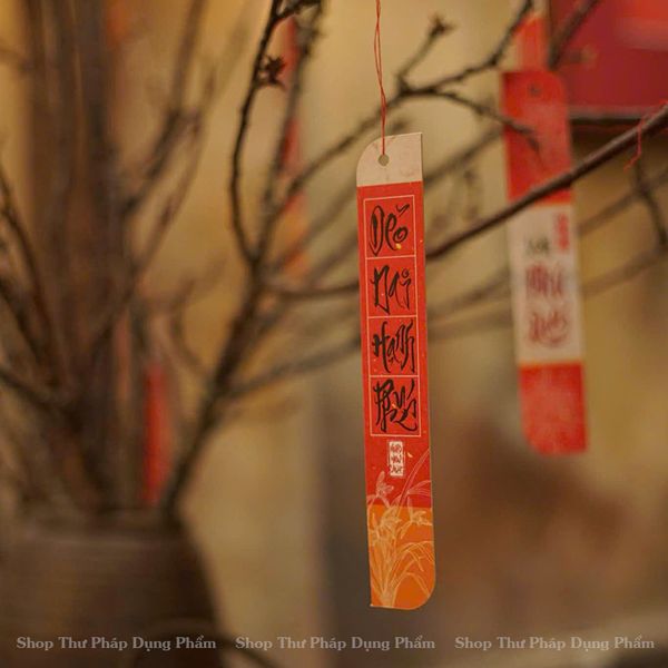 Thẻ giấy treo đào mai trang trí tết, Bộ 38 thẻ chữ thư pháp vuông thẻ Tết mẫu mới 2025