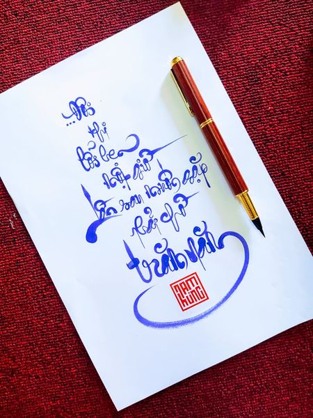 Bút lông bơm mực viết thư pháp