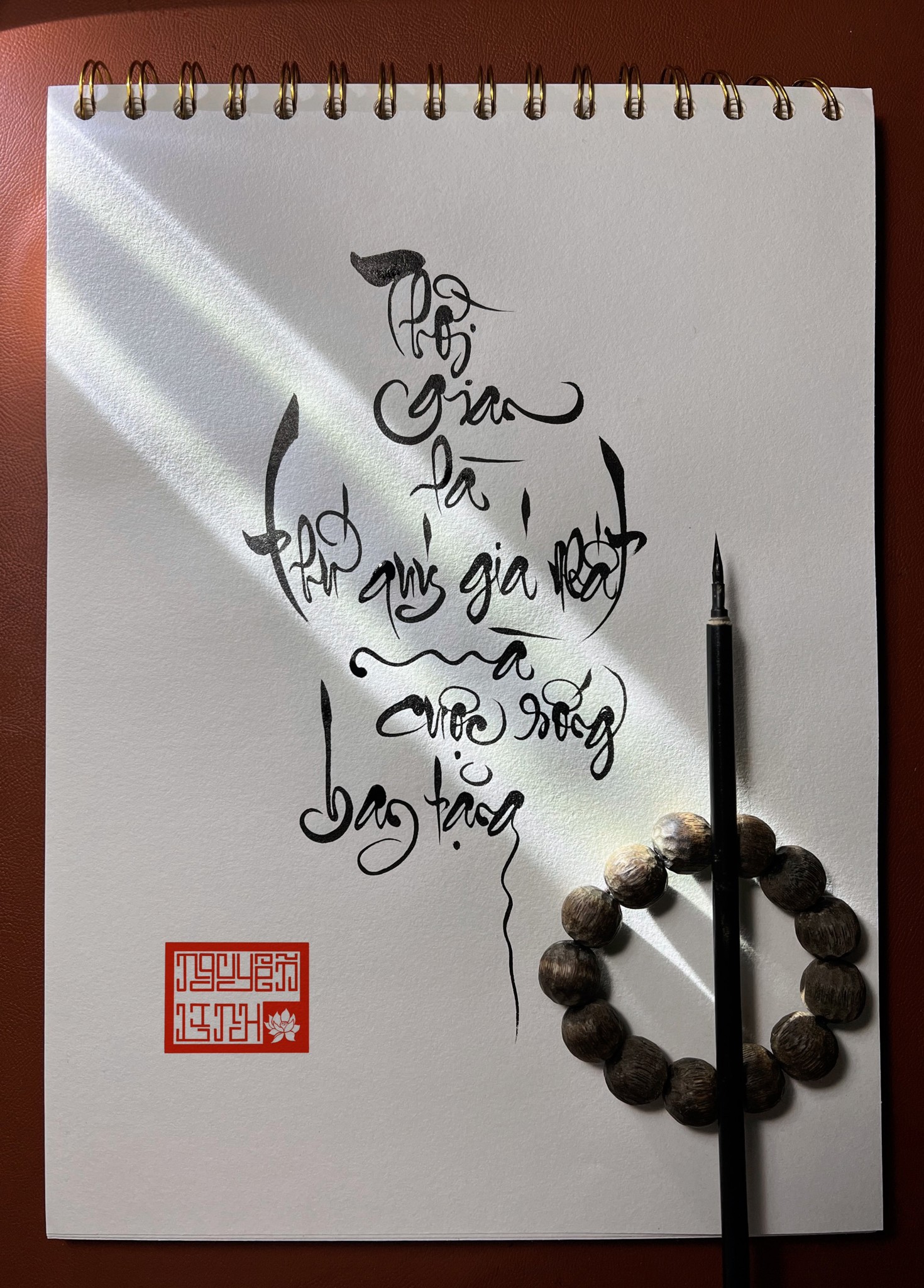 Bút lông thư pháp chỉnh ngòi