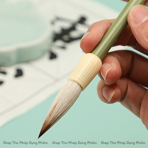 Bút lông viết thư pháp sơn thanh