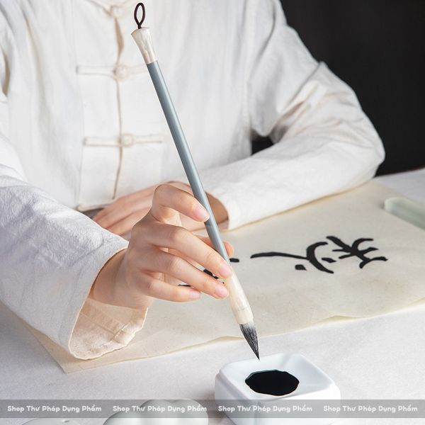 Bút lông thư pháp Thường Vũ