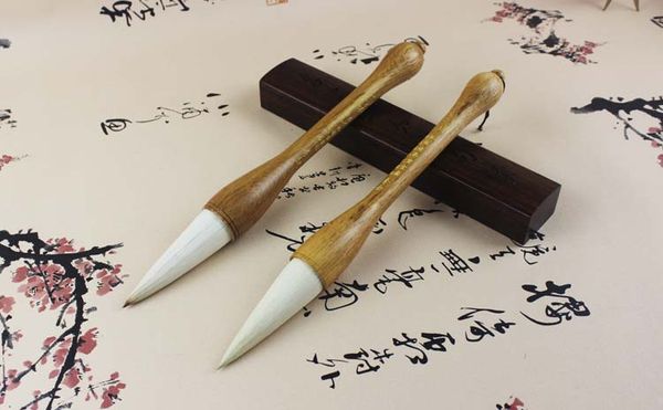 Bút lông thư pháp đại tự cán gỗ viết câu đối, biểu liễn